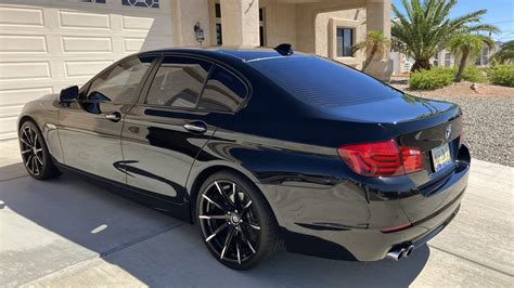 2011 BMW 528i Sedan at Las Vegas 2022 as T63 - Mecum Auctions