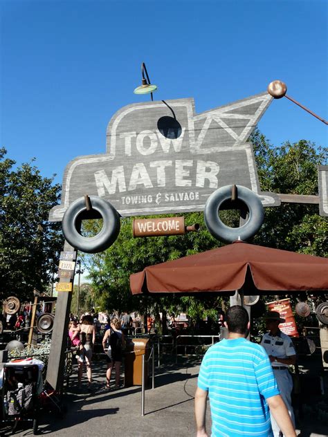 Mater's Junkyard Jamboree | Viajando para California