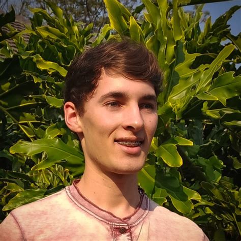 Daniel - Maths teacher - ₹830/h