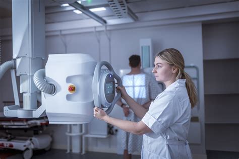 How to Become a Radiologic Technologist: Training, Certification, and More | Prolink