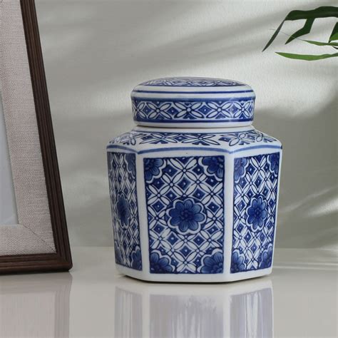 Decorative Geometric Porcelain Jar Vase with Lid (Blue & White ...