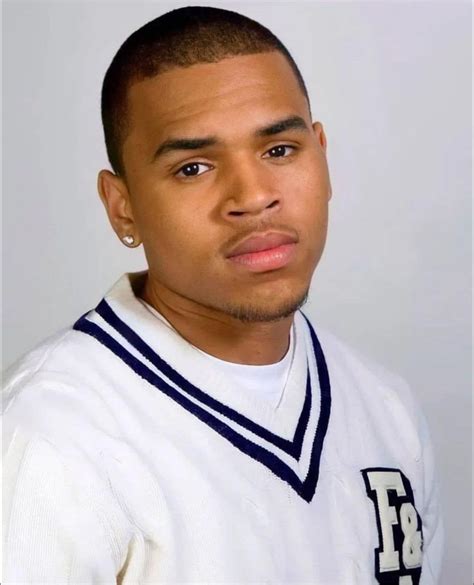 CB Mania - King Of R&B: Chris Brown 👑 50M monthly... | Cantores famosos ...