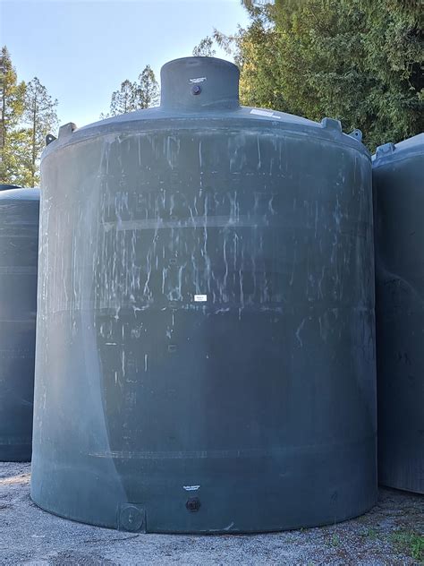 10000 Gallon Vertical Water Storage Tank 144"D x 161"H