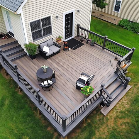 30+ Creative Two-Tone Deck Stain Ideas for a Unique Look - HearthandPetals