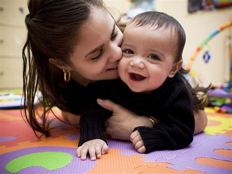 El desarrollo de tu hijo de 12 meses | BabyCenter