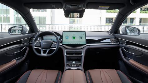 BYD Seal U Interior Layout & Technology | Top Gear