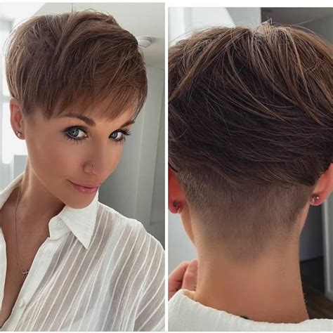 Simple Pixie Hair Cut with Straight Hair - Very Short Hairstyle Ideas ...