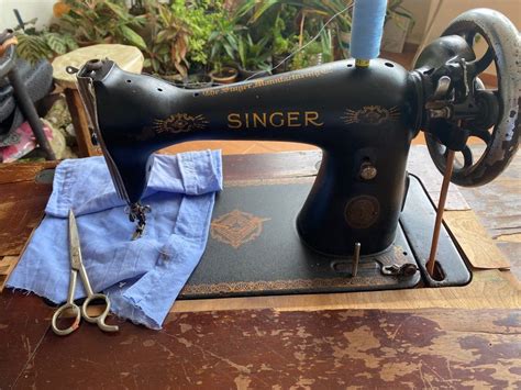 Singer Sewing 的图像结果