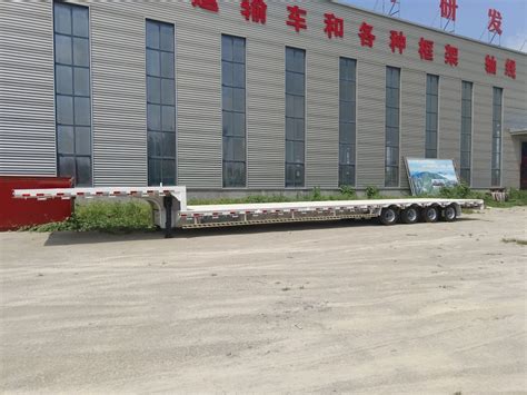 Computer Lab Semi-Trailer 的图像结果