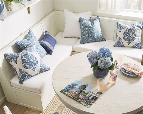 Best Banquette Seating Ideas: Fit More Function into Small Spaces
