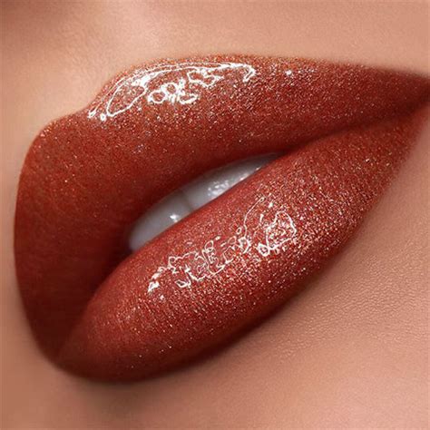 10 Glossy & Matte Lips That Will Spoil You for Choice! – Faces Canada