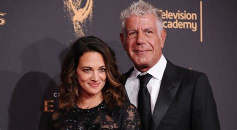 Anthony Bourdain, 61 Years Young, Is Insanely Ripped – SheKnows