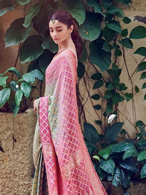 Alia Bhatt To Parineeti Chopra: Bollywood's Shortest Actresses