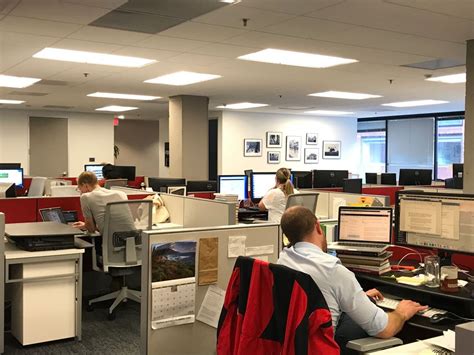 U.S. News & World Report Office Photos | Glassdoor