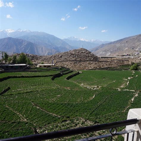 LOVON HOTEL AND RESTAURANT (Nako) - Hotel Reviews & Photos - Tripadvisor