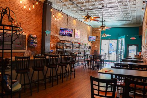 BREWS on Main Serves Wine, Cider & Craft Beer in Anderson, SC | BREWS