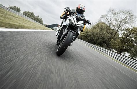 Triumph’s electric motorcycle does 0-100kph in 3.6sec | Autocar ...