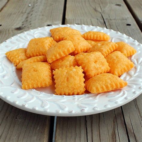 Homemade Cheez-Its (Cheddar Cheese Crackers) » Rachel Cooks | Homemade ...