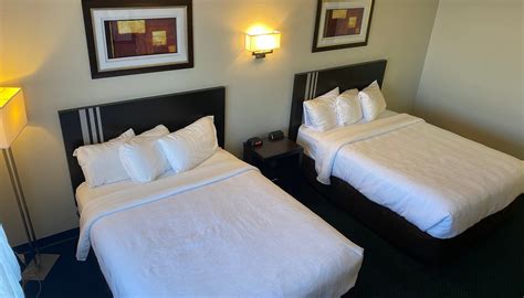 FAIRBRIDGE INN EXPRESS TUKWILA - Hotel Reviews, Photos, Rate Comparison ...