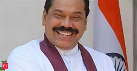 Sri Lankan President Mahinda Rajapaksa offers worship at Lord ...