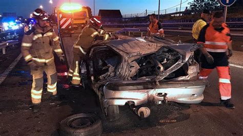 Tres jóvenes muertos en un accidente de tráfico en Vigo