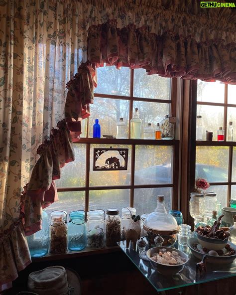 Kathryn Kelly Wiki, Biography, Age, Gallery, Spouse and more