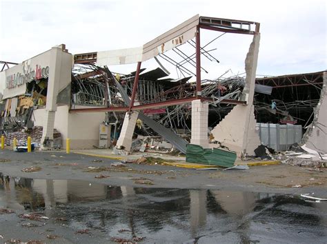 Tornadoes in Central Georgia (Sumter County) - March 1, 2007