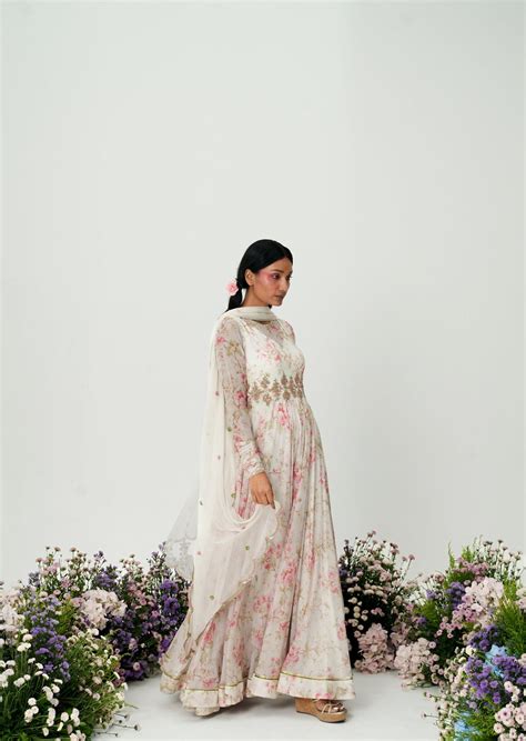 Floret-Daisy White Embroidered Anarkali Set — GAIA by Archie