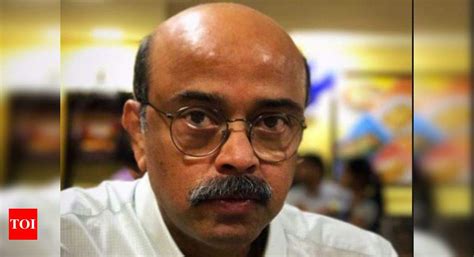 BMC absolves itself of leading doc’s death in open manhole | Mumbai ...