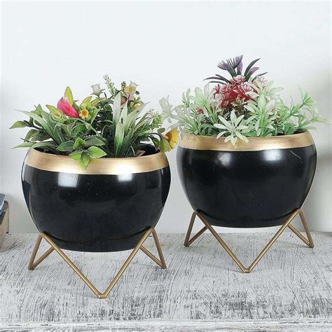 Apple Shape Metal Planter - Set of 2 | Metal Planter – Writings On The Wall