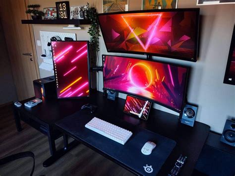 Multi-Screen Computer Setup 的图像结果