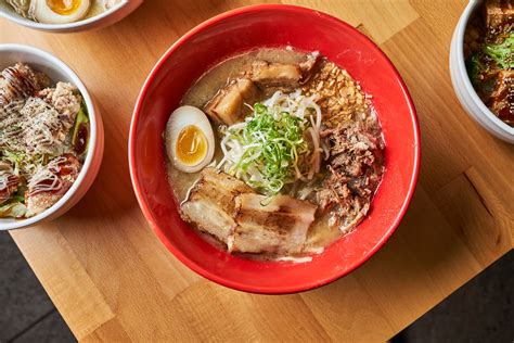Ramen: Khám Phá Từ Điển Tiếng Anh Về Món Mì Nhật Bản Nổi Tiếng
