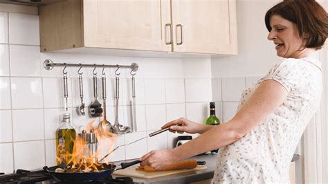 Clothes Fall Off in Kitchen 的图像结果