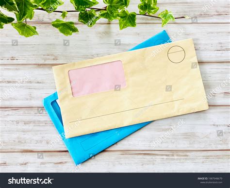 Sending Invoice: Over 660 Royalty-Free Licensable Stock Photos ...