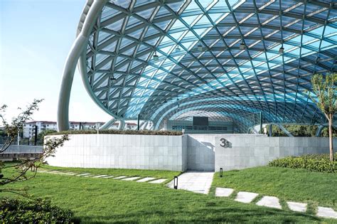 Outdoor Sports Field 的图像结果