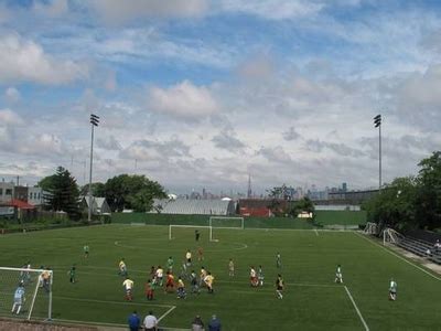 Metropolitan Oval, New York City, United States Tourist Information