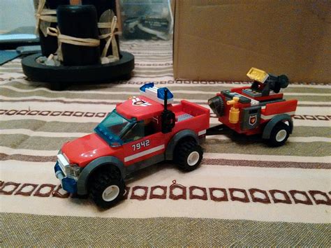 Lego 7942 Fire Pick-up Truck : Amazon.in: Toys & Games
