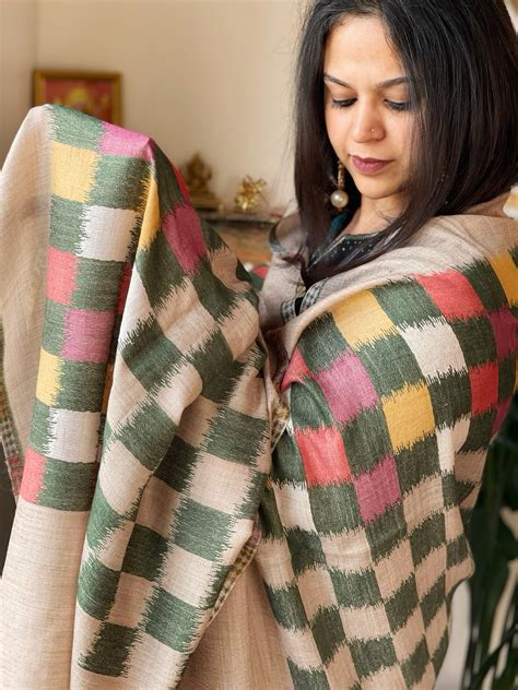 Woven Ikat Pashmina Shawl - Masakalee