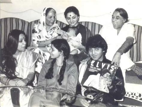 Hemlata - Best Songs, Career, Age, Birthday, Net Worth