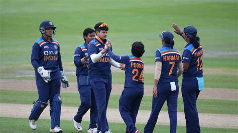 India fined for slow over-rate in second women's T20I against England
