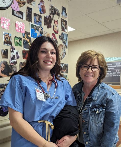 "A day she’ll never forget": Davenport nursing student helps deliver baby in hospital parking ...