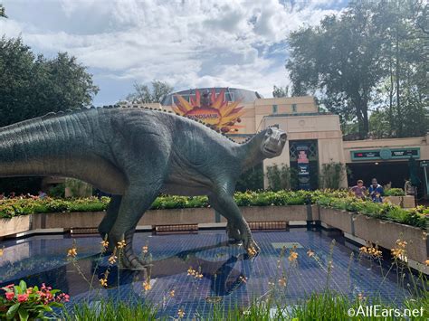 Dinosaur Ride Disney