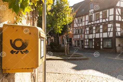 Post Box 的图像结果