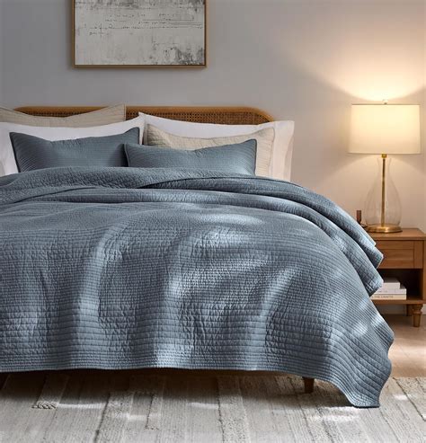 Amazon.com: palassio Striped Blue Grey 100% Cotton Quilt Twin Size ...