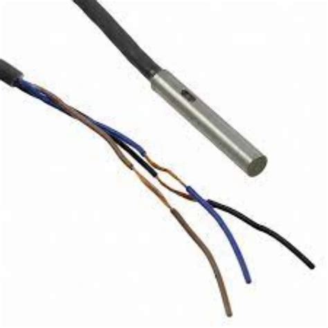 Omron Proximity Sensors - E2E-X2D1-N 2M Omron Proximity Sensor Trader ...