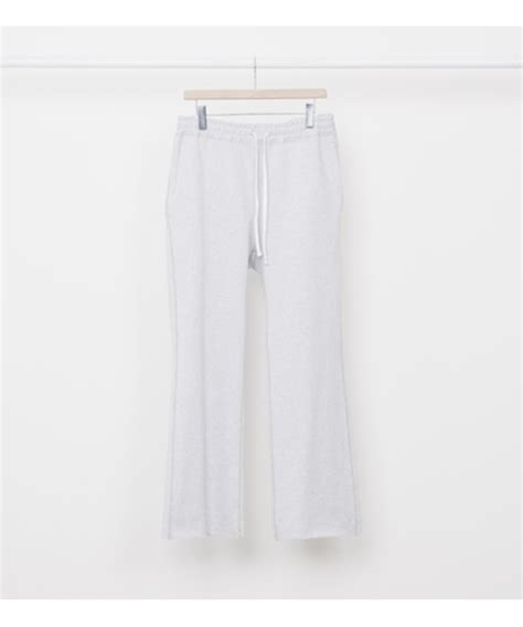(MARKAWARE) FLARED GYM PANTS | apt335nyc