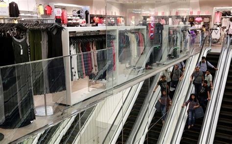 Govt okays 100 per cent FDI in single brand retail via automatic route ...