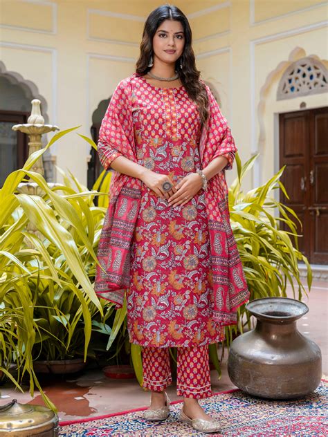 Ethnic Wear - Buy Indian Ethnic Wear for Women Online at Vredevogel ...