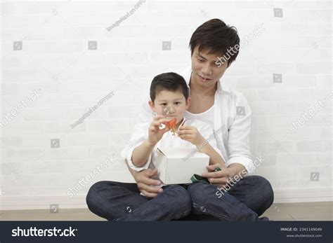 95.913 Asian Gift Present Images, Stock Photos & Vectors | Shutterstock