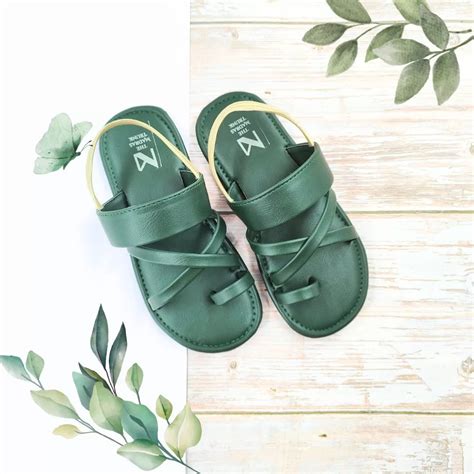 Sugarcane Green – The Madras Trunk